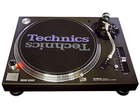 Technics SL-1210 Pro DJ Turntable