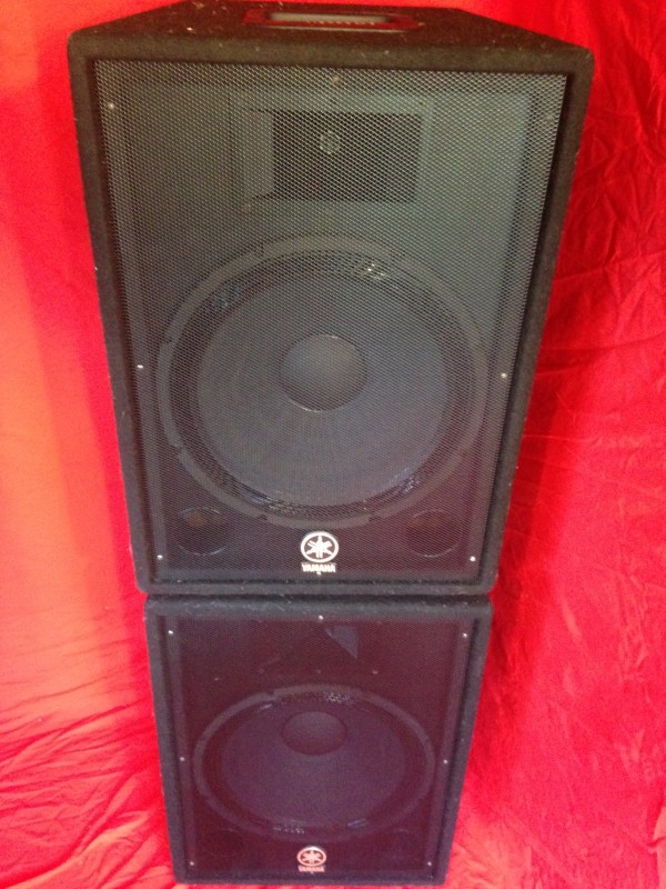 Yamaha AX15 full Range Speakers